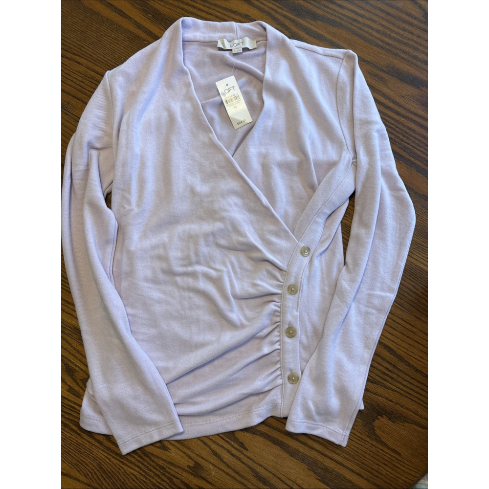 loft women’s lavendar long sleeve sweater size medium NWT